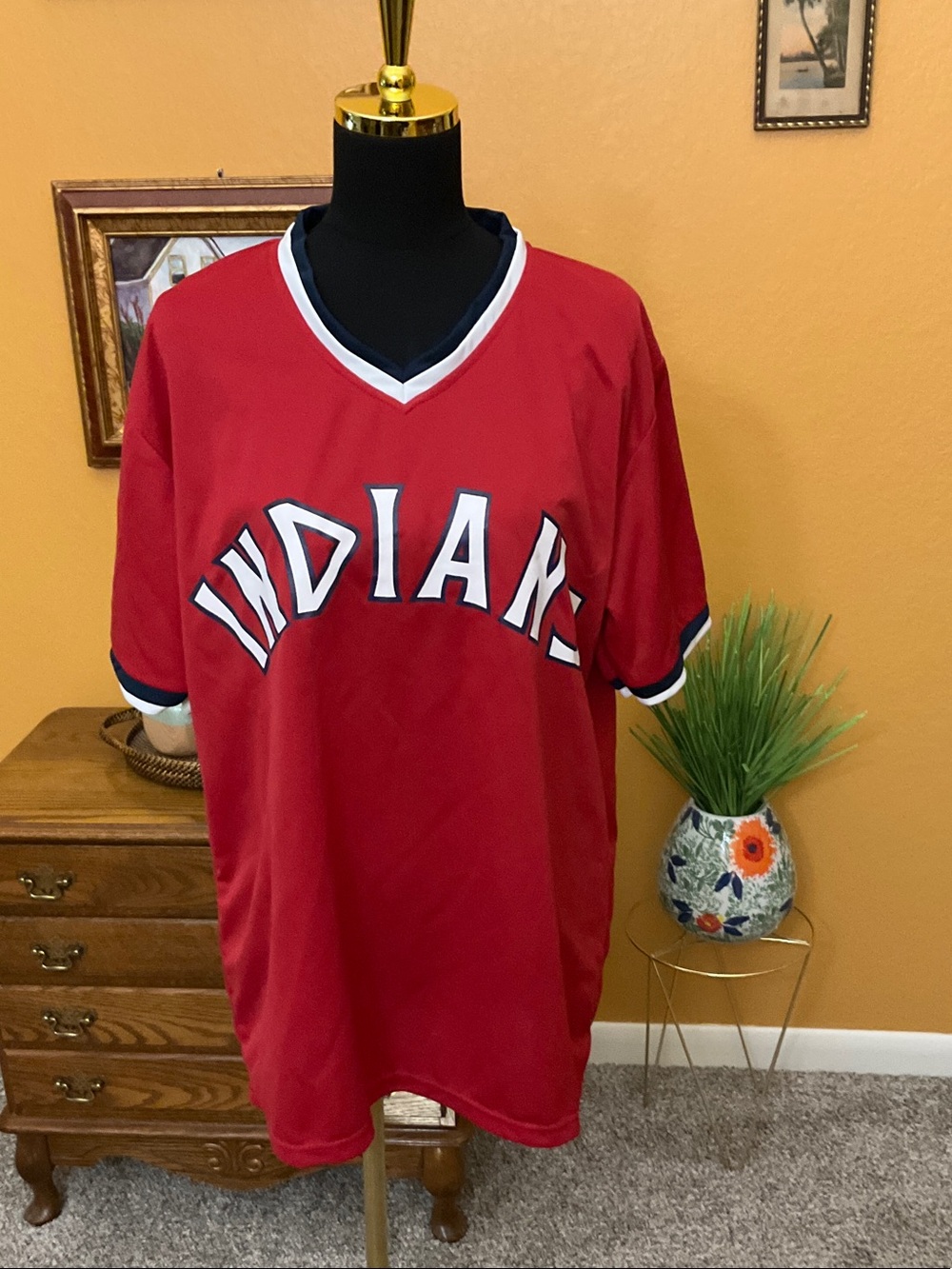 Cleveland Indians Vintage Logo Stadium Promo, Men’s Size XL